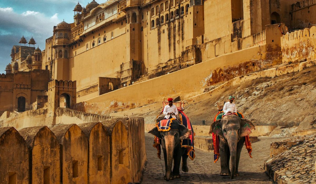 Maharaja Rajasthan Luxury Tour for 8 days